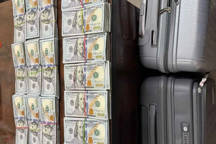Seized currency by DRI