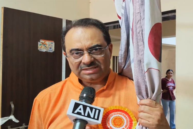 VNSGU Vice-Chancellor Kishor Chavda 