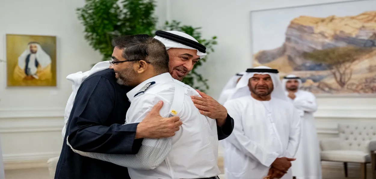 UAE President Sheikh Mohamed bin Zayed Al Nahyanembracing Smit Machcchar