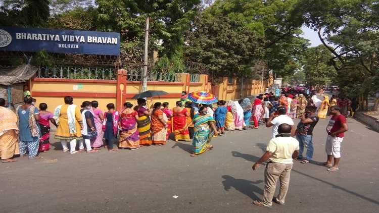 People waiting for casting their votes