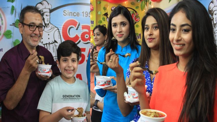 People enjoying Haleem