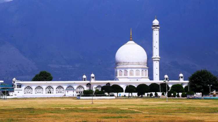 Hazratbal shrine