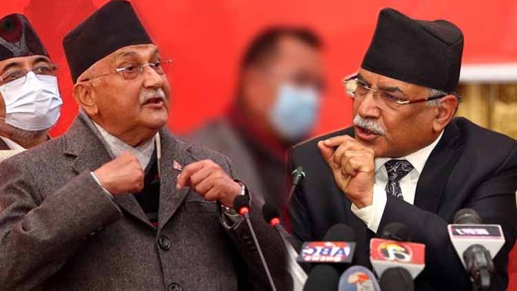 Pushp Kumar Dahal and Nepali Prime Minister K P Sharma Oli