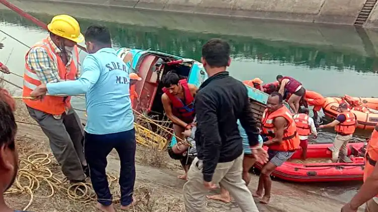 Rescue operations at the accident site in Sidhi, MP