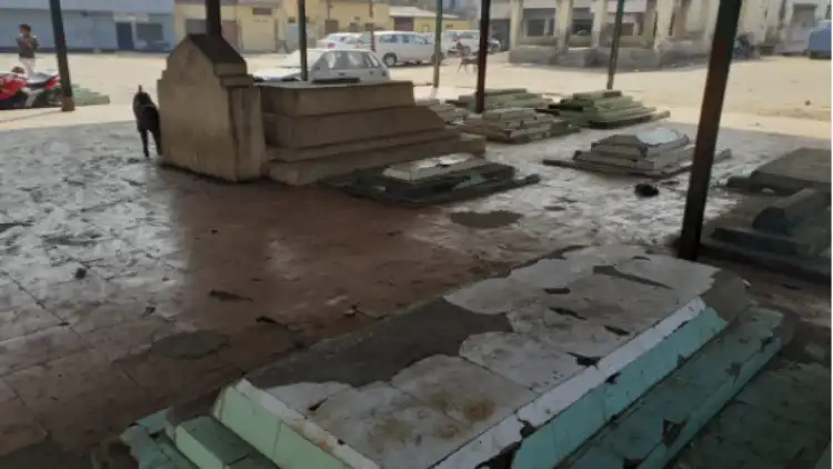 Tomb of Nazir Akbarabadi