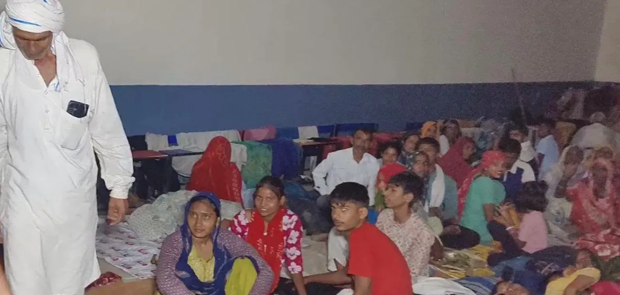 Hindu pilgrims in Nemki village