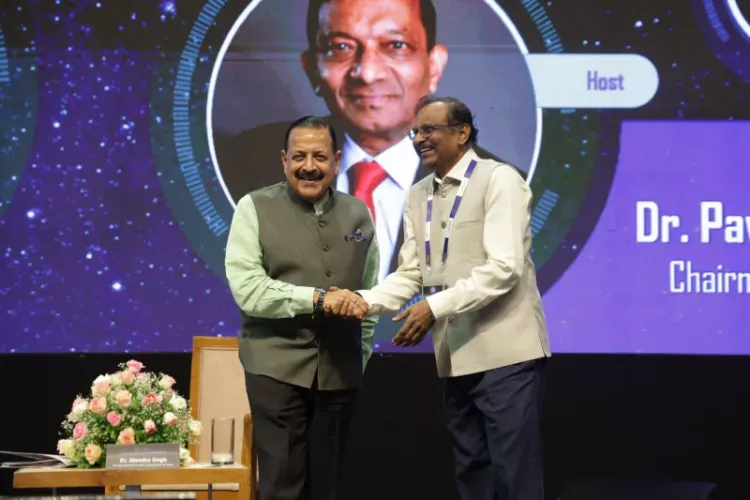 Indian Space Research Organisation (ISRO) Chairman V Narayanan with Dr Jitendra Singh Union Minister of State
