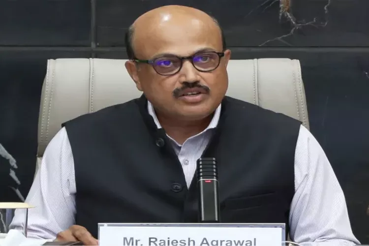 Rajesh Agrawal, Commerce Secretary 
